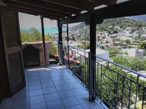 house greece, attiki, salamina - property under 100k